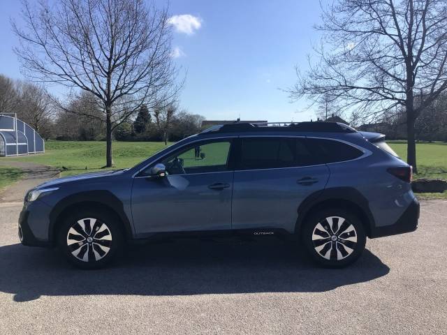 2023 Subaru Outback 2.5i Touring 5dr Lineartronic