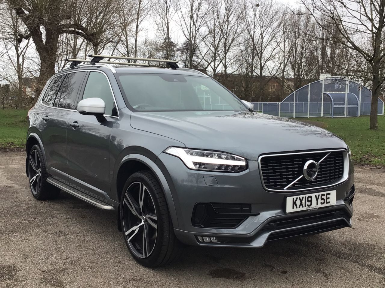 2019 VOLVO XC90